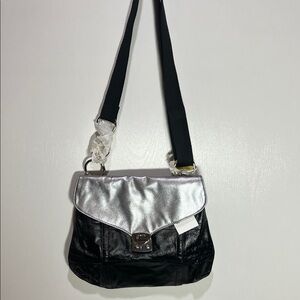 Bolzano Silver and Black Leafher Women's Shoulder/Crossbody Messenger Bag